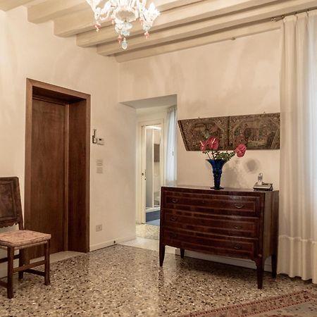 Апартаменты Accademia Terrazza Венеция Экстерьер фото